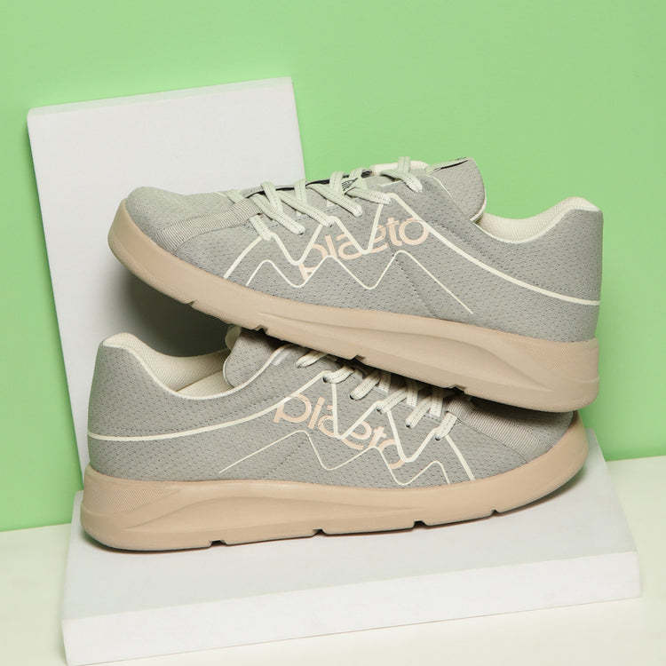 Gully Women's Multiplay Sports Shoes - Grey / Beige